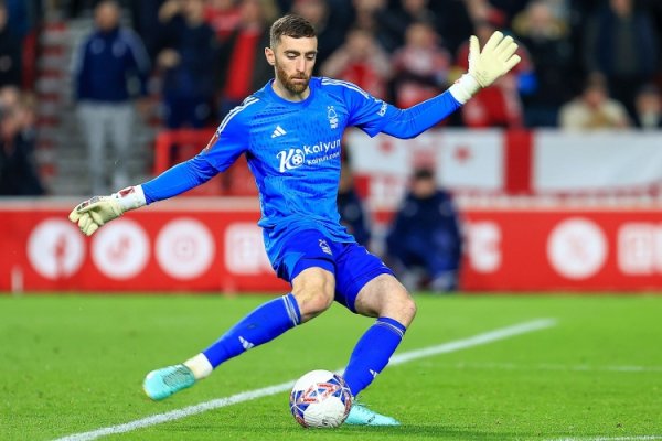 British media: Lyon introduces Nottingham Forest goalkeeper Turner reaches an agreement