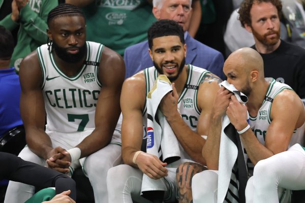Shams: The Celtics focus on markets such as Zhu Ge & Pojin. If there is Brown & White s offer, it will also weigh the trade-offs.