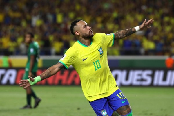 RMC: A Brazilian man stole Neymar s signature football and other crimes and sentenced to 17 years in prison