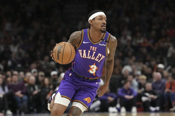 Famous reporter: Suns & Heat explores the Bill deal but negotiations break down, and the possibility of buying out is getting greater and greater