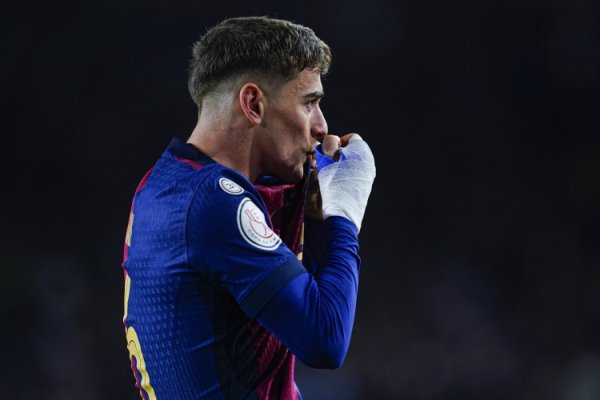 As: Garvey started training a few weeks in advance and was determined to secure the main position of Barcelona in the new season