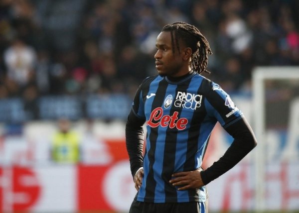 Reporter: Inter Milan s senior executives are meeting with Lukeman s agent at this moment, and Atletico Barcelona withdrew from the competition
