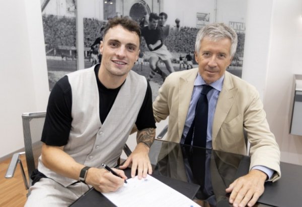 Official: Bologna announced signing right-back Zortea, scoring 6 goals in Serie A last season