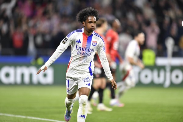 Team News: Lyon needs to sell Forfana to balance finances, Everton reports 36 million euros players want to go to the Champions League team