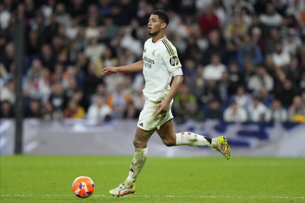 Reporter: Bellin s rehabilitation training for more than 6 hours every day is likely to make a comeback early, Real Madrid hopes he will be calm