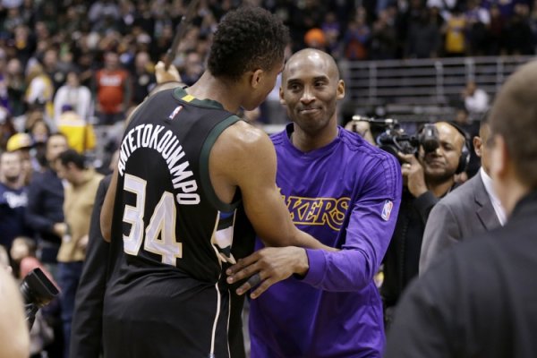 Kobe s MVP+ championship challenge for Antetokounmpo has been completed! Bucks Memorial Mamba s sun exposure photos