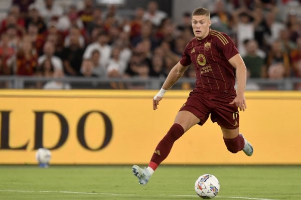 Dima: Milan initially wanted to exchange S-Jimenez for Dorfbik, but now he may sign him if he doesn t change.