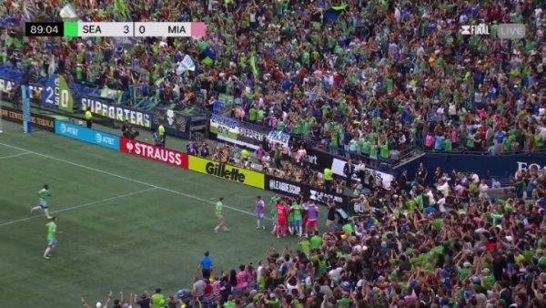 Kill the game! Miami fell behind 0-3 in the 89th minute, and Roslock scored