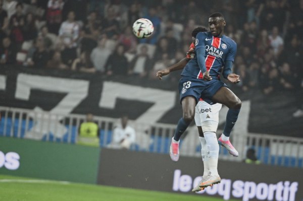 Reporter: Muani is going to London to prepare for a physical examination in Tottenham. He has no right to buy it directly