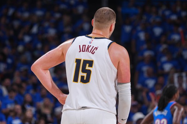 Billups says the Nuggets should retire Anthony s No. 15 jersey. The number currently belongs to Jokic