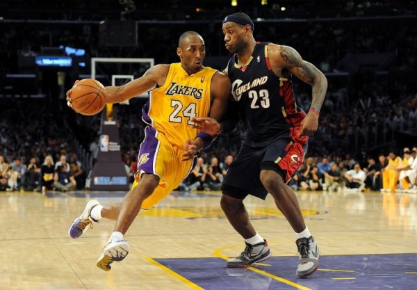 Howard talks about Zhanko: James is better in general, but I will give the ball to Kobe at critical moments