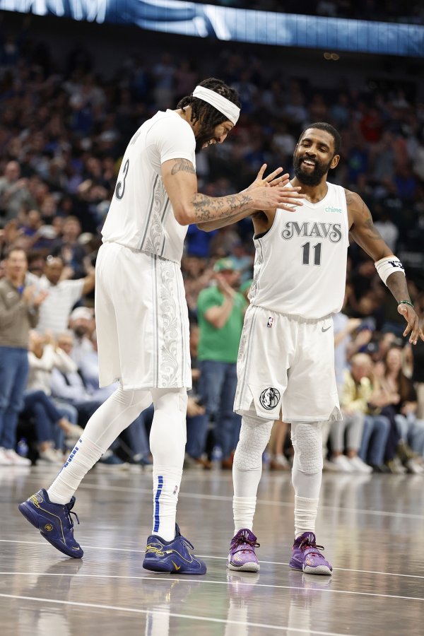 Nowitzki talks about the Mavericks  new season: their lineup is sufficient, but it all depends on health