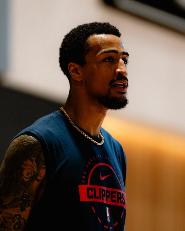 🎂Since blessings! 🎂The NBA official wishes John Collins a happy 28th birthday!