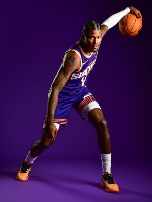This is really a bit handsome! Jaylen Green posted a photo of makeup: his fifth season in his career🖤