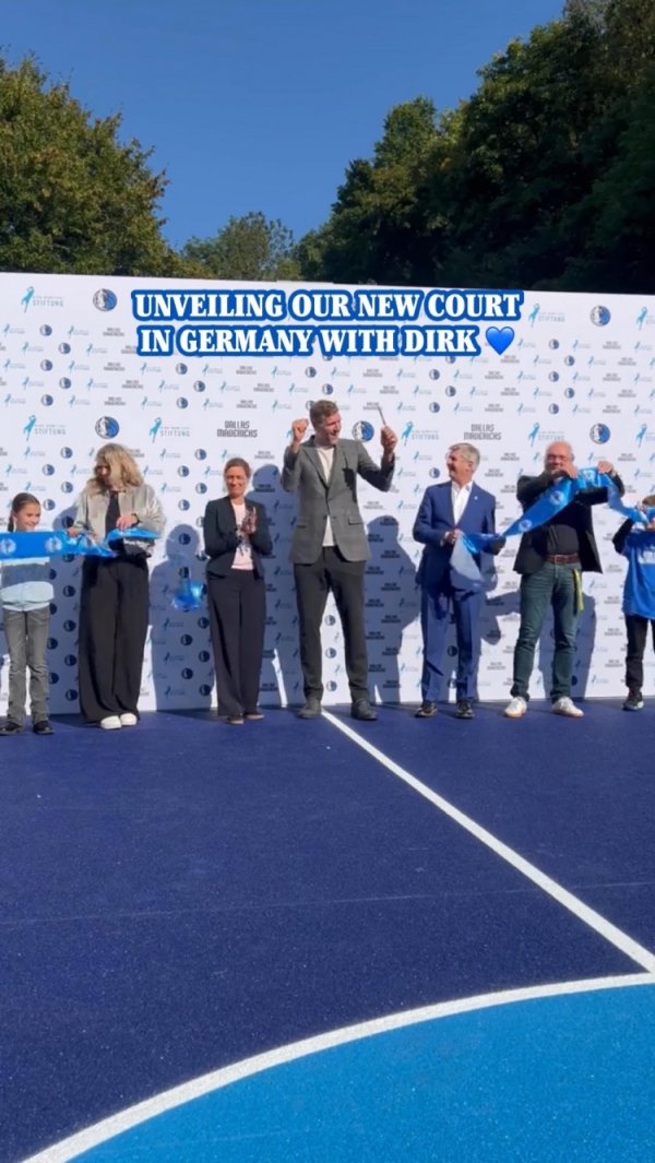 The stadium is so beautiful! Mavericks join hands with Nowitzki to unveil the fourth refurbished stadium in his hometown