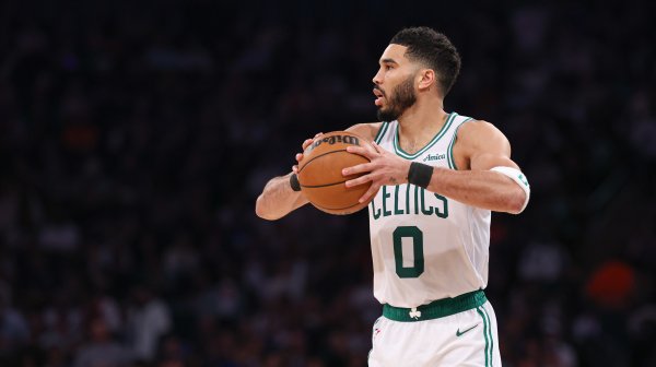 So fast! Famous reporter: It is widely circulated within the league that Tatum is expected to return in March next year
