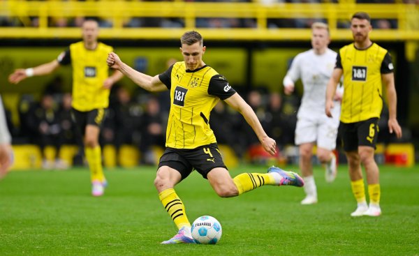 Reporter: Liverpool is interested in Borussia Dortmund central defender Schloterbeck and has contacted the player team