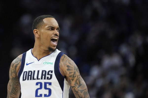 Comprehensive skills! PJ-Washington scored 12 points, 2 rebounds, 3 assists, 2 steals and 2 blocks on 4-of-8 shooting.