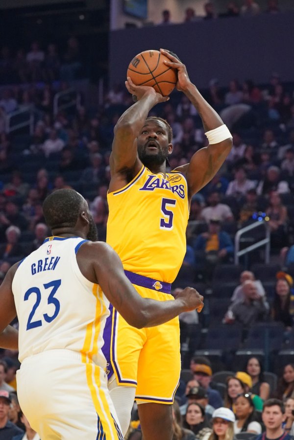 Barkley: The key to the Lakers is Ayton. He has to make up for the deficiencies in defense and rebounding.