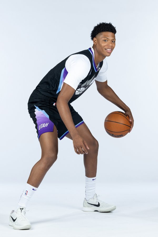 Team Notes: In the opening game against the Clippers at home, No. 5 pick Bailey is upgraded to be able to play in the game.