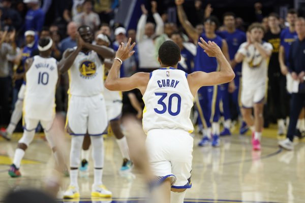 United as one! Curry scored 16 points in a row to force overtime. The Warriors ended the lineup with all five players scoring in overtime!
