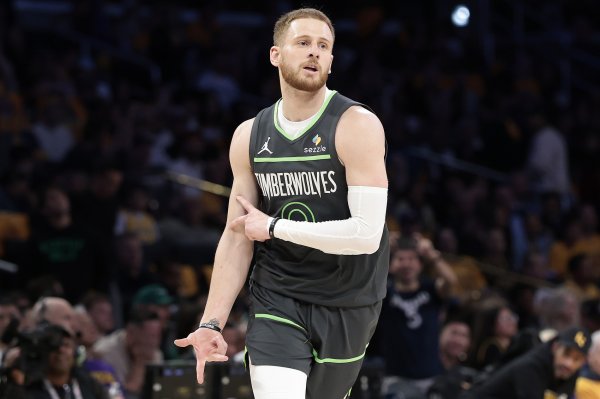 Quite satisfactory! DiVincenzo made 4 of 8 shots, 26% from three-point range, 3 of 7 and 13 points, 4 assists and 2 steals.