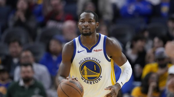 Curry: Kuminga makes it very difficult for Harden to score every time. He can t affect the victory even if he doesn t have to score high.