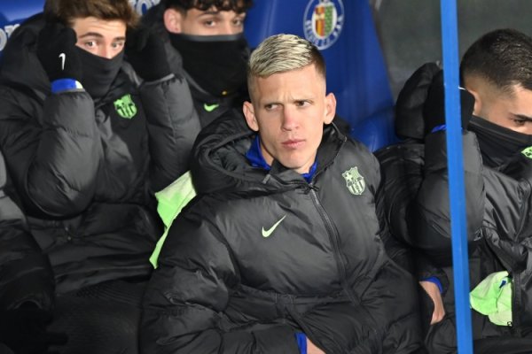 World Sports: Lewandowski and Olmo resumed normal training yesterday, providing Flick with more options