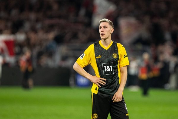 German media: Participating in team training, Dortmund central defender Schlotterbeck is expected to return against Manchester City
