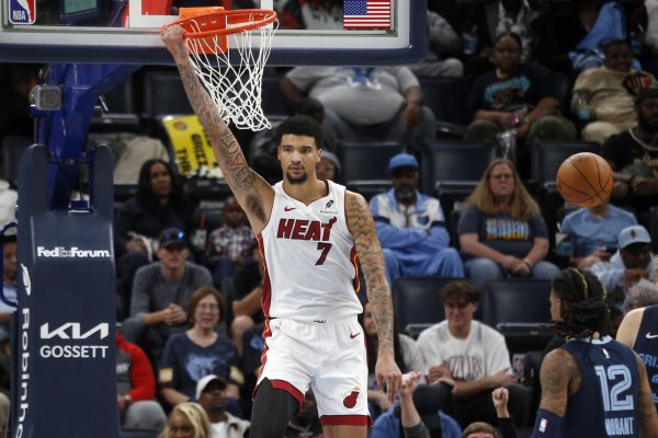 Efficient double-double! Ware scored 16 points on 7-of-9 shooting, 14 rebounds, 1 assist, 1 steal, 3 blocks and 6 offensive rebounds.